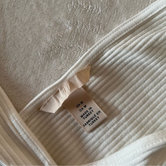 H&M Ribbed V-Neck Long Sleeve Top - Picture 6 of 7